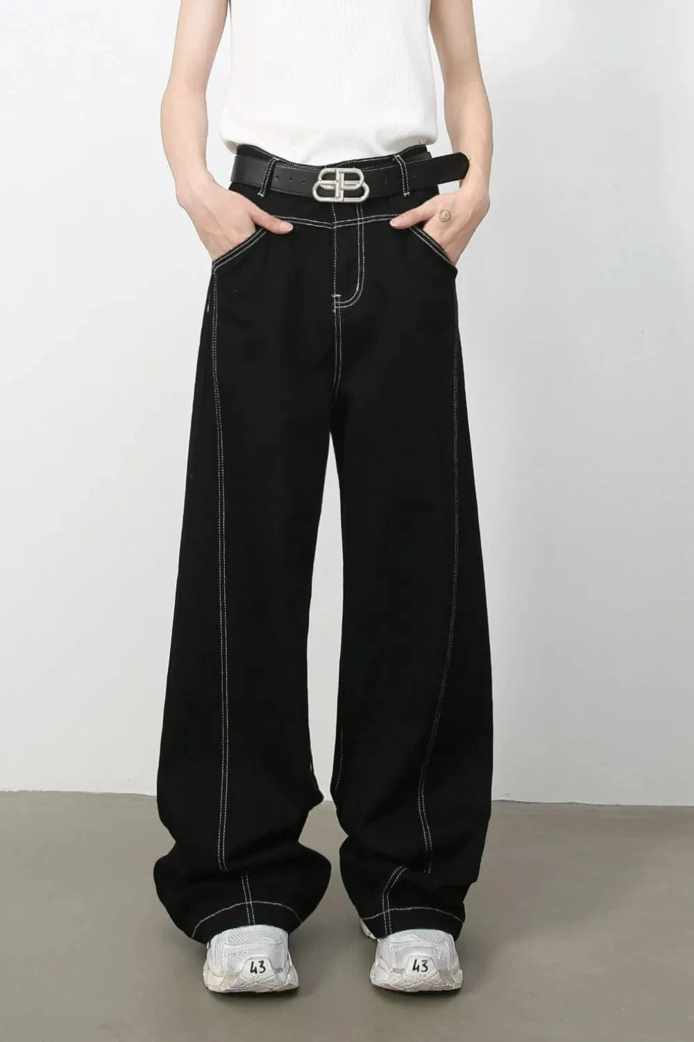 e985d731-0f9b-45ac-910e-9e7a5841d043-Max